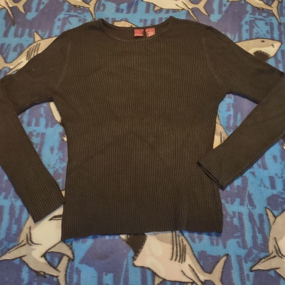 Merona Ladies Knit Top  Size: Medium   (0213)